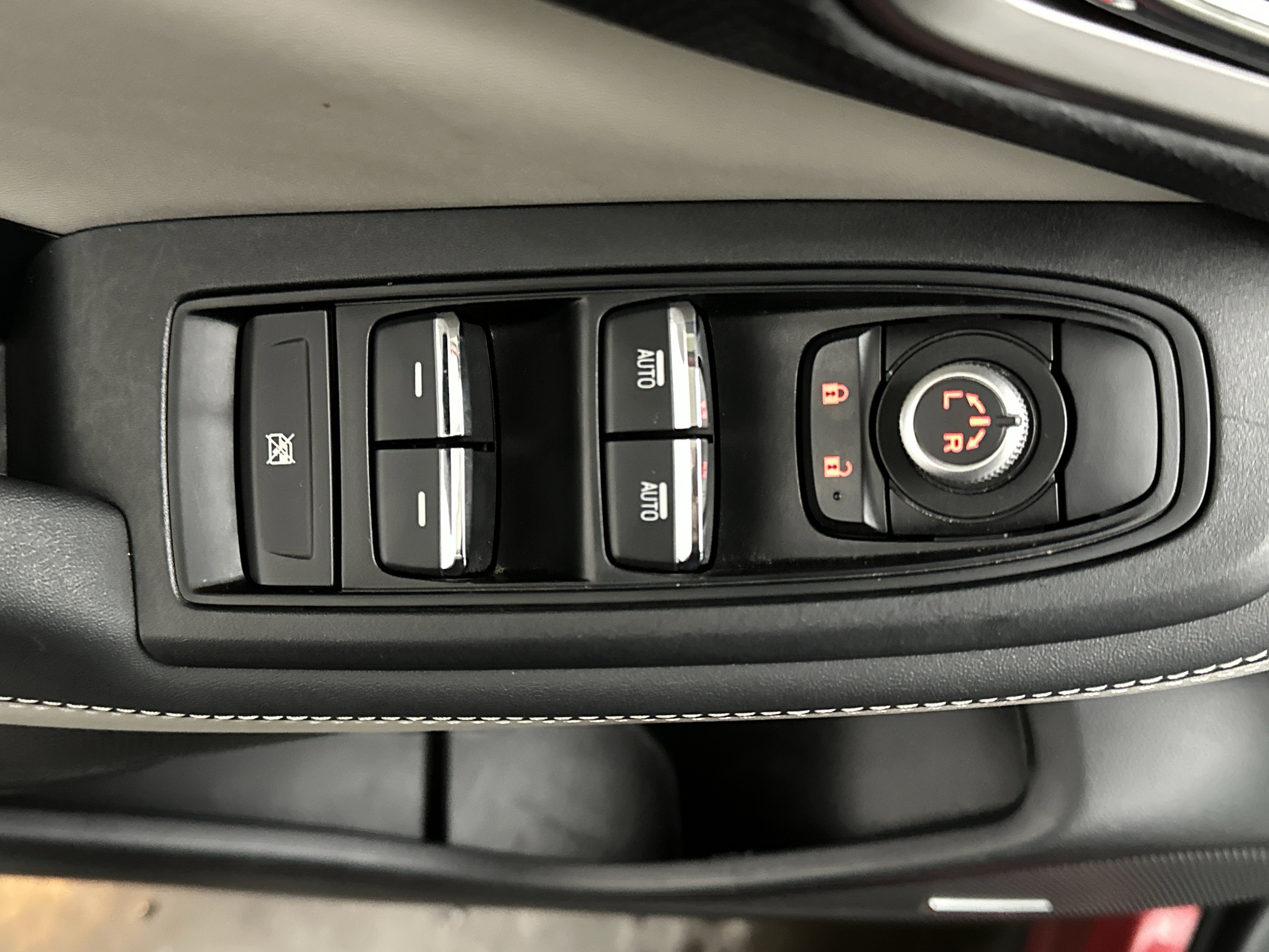 Used 2022 Subaru Forester Limited image 18