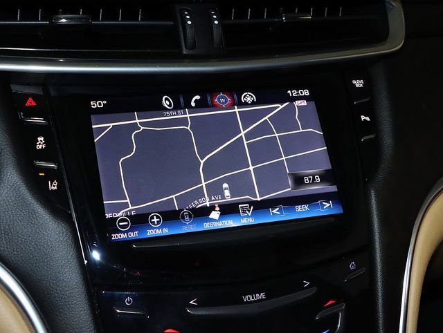 Used 2013 Cadillac XTS Premium FWD image 18