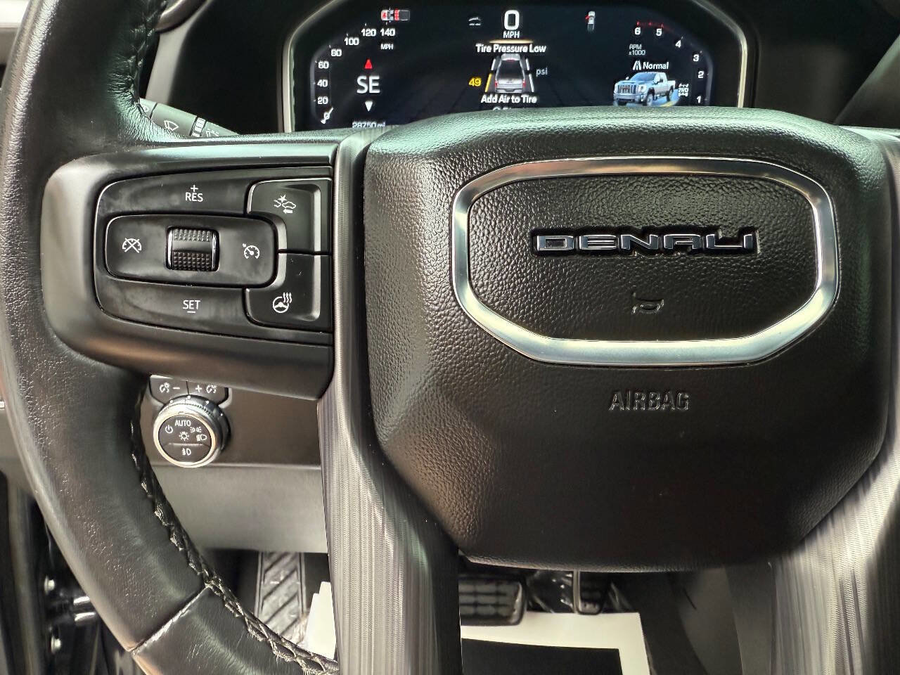 Used 2024 GMC Sierra 3500 Denali Ultimate image 26