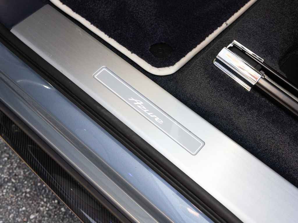 Used 2023 Bentley Bentayga AWD/4WD image 30