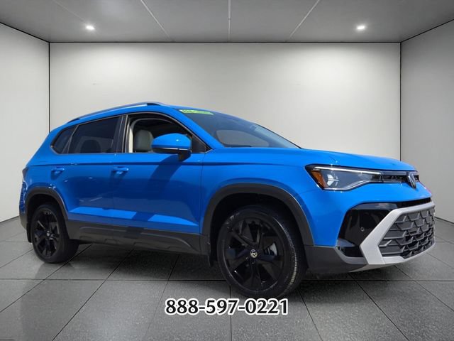 Certified 2025 Volkswagen Taos SE FWD image 7