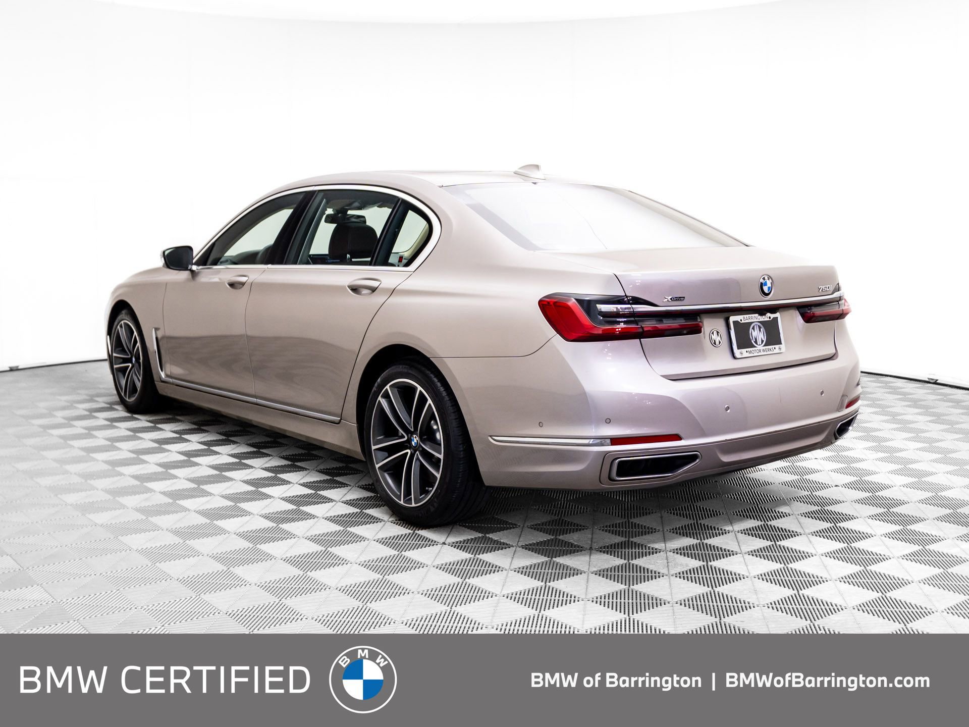Certified 2022 BMW 750i xDrive w/ Executive Package image 3