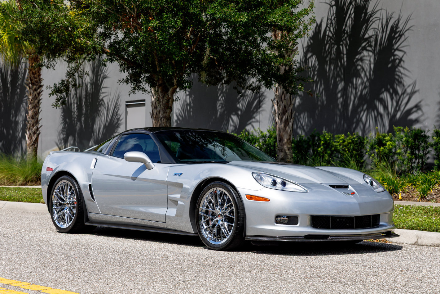 Used 2012 Chevrolet Corvette ZR1 w/ 3ZR Preferred Equipment Group RWD image 20