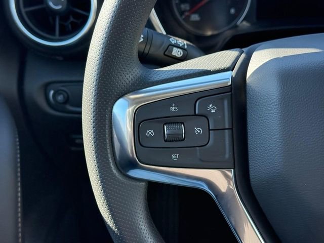 Used 2025 Chevrolet Blazer LT image 20
