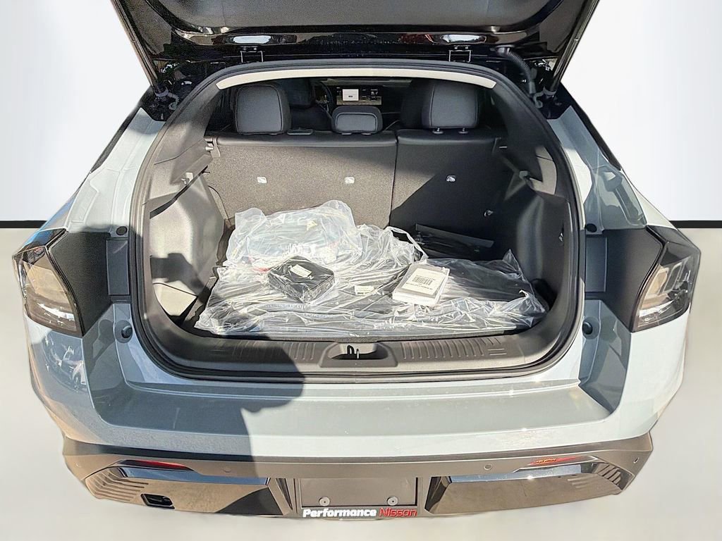 New 2026 Nissan Leaf Platinum+ w/ Cargo Package (Platinum+) image 29