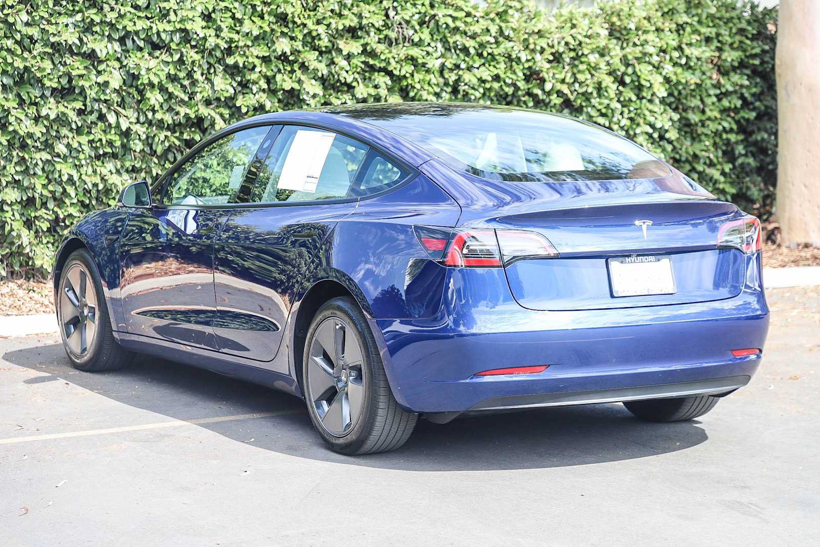 Used 2023 Tesla Model 3 Standard Range RWD image 8