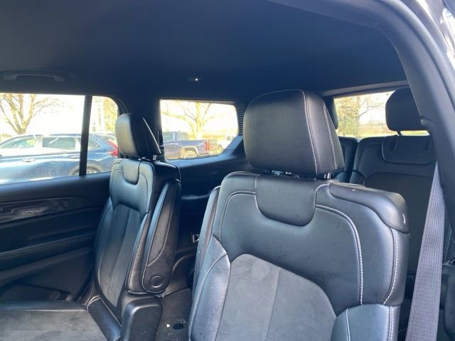 Used 2023 Jeep Grand Cherokee L Laredo AWD/4WD image 17