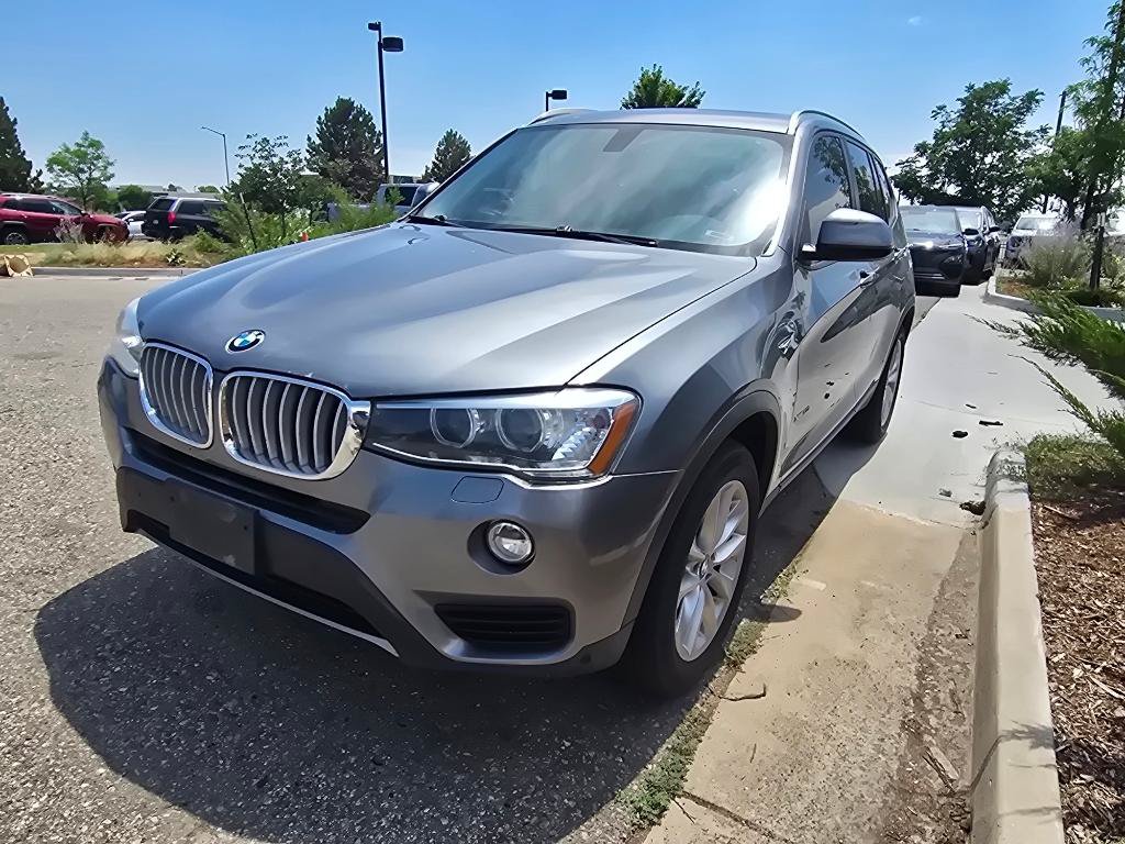 Used 2017 BMW X3 xDrive28i AWD/4WD image 1