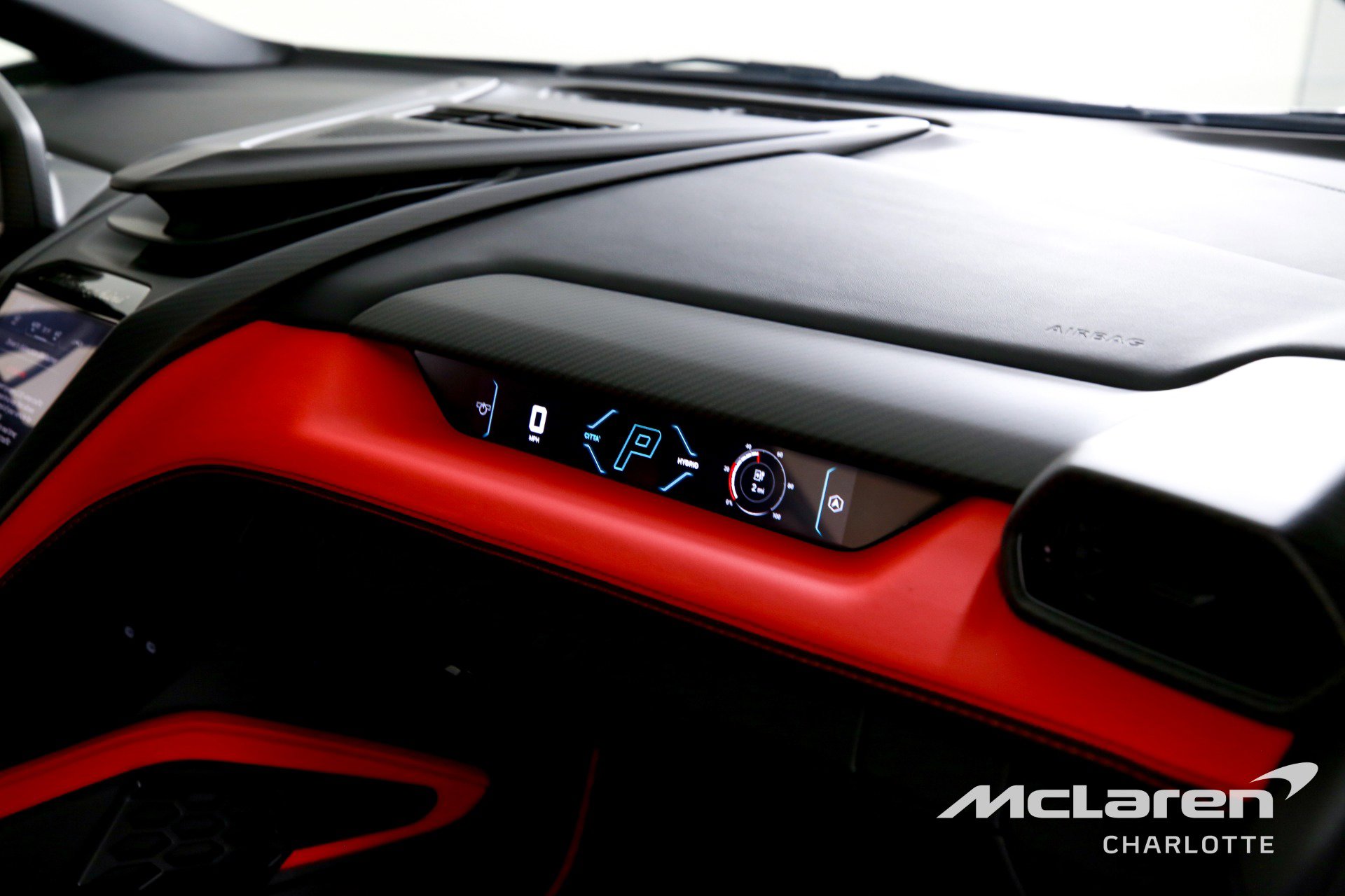 Used 2024 Lamborghini Revuelto image 19