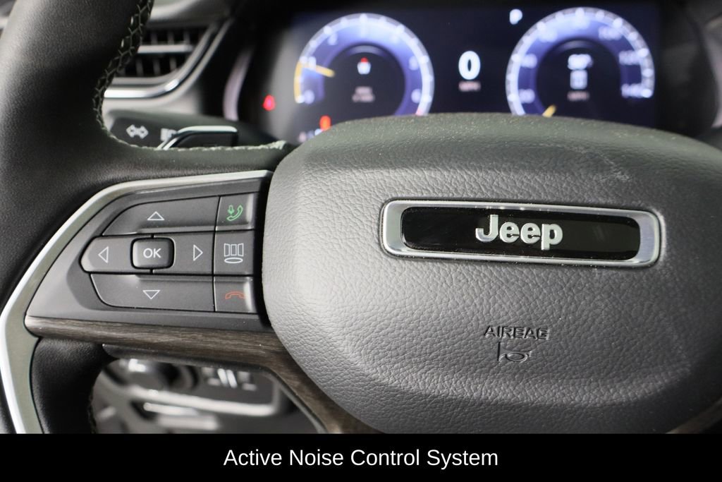 New 2026 Jeep Grand Cherokee Laredo image 8