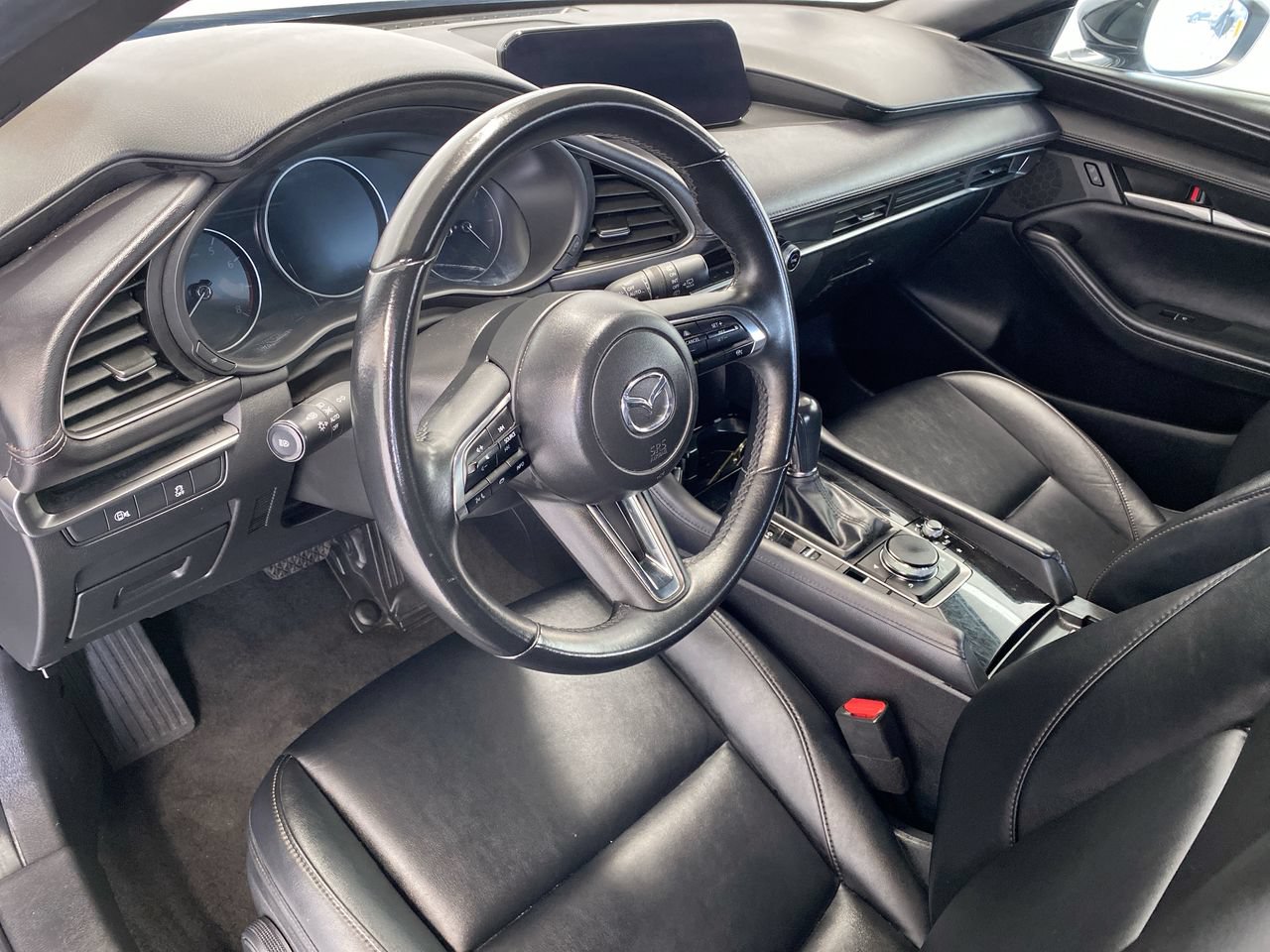 Used 2024 MAZDA MAZDA3 s FWD image 20