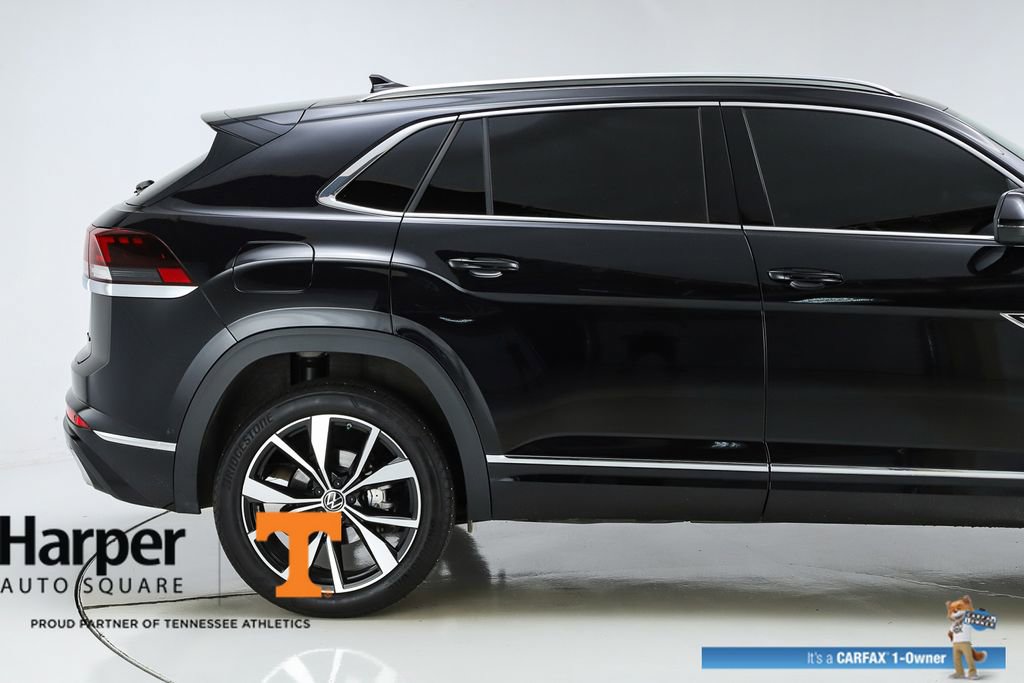 Used 2025 Volkswagen Atlas Cross Sport SEL Premium R-Line AWD/4WD image 11