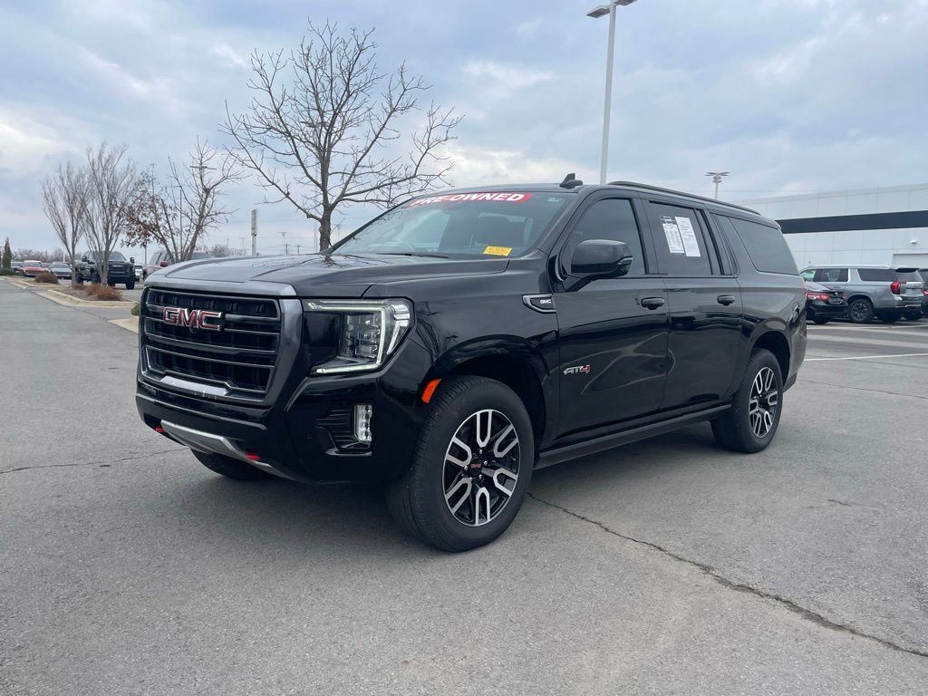 Used 2024 GMC Yukon XL AT4 w/ AT4 Premium Package image 3