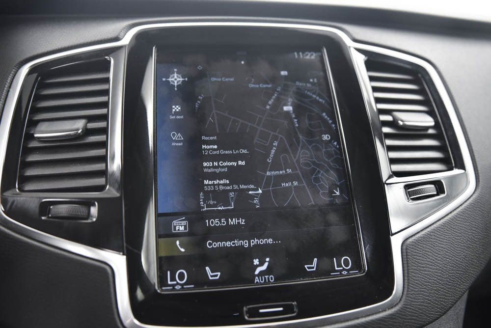 Used 2022 Volvo XC90 T6 Momentum w/ Advanced Package image 21