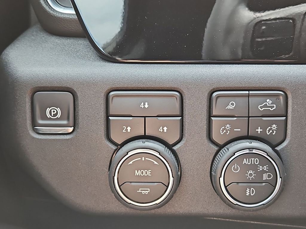 New 2026 Chevrolet Silverado 2500 LT w/ Texas Edition image 10