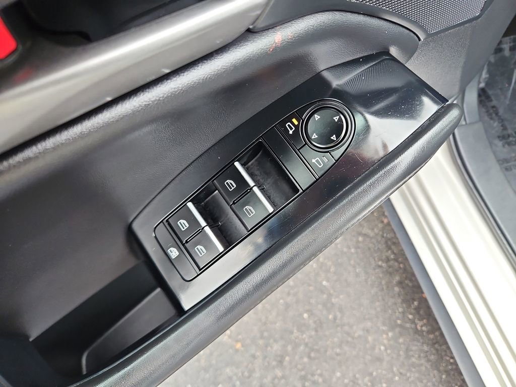Used 2024 MAZDA MAZDA3 s image 23