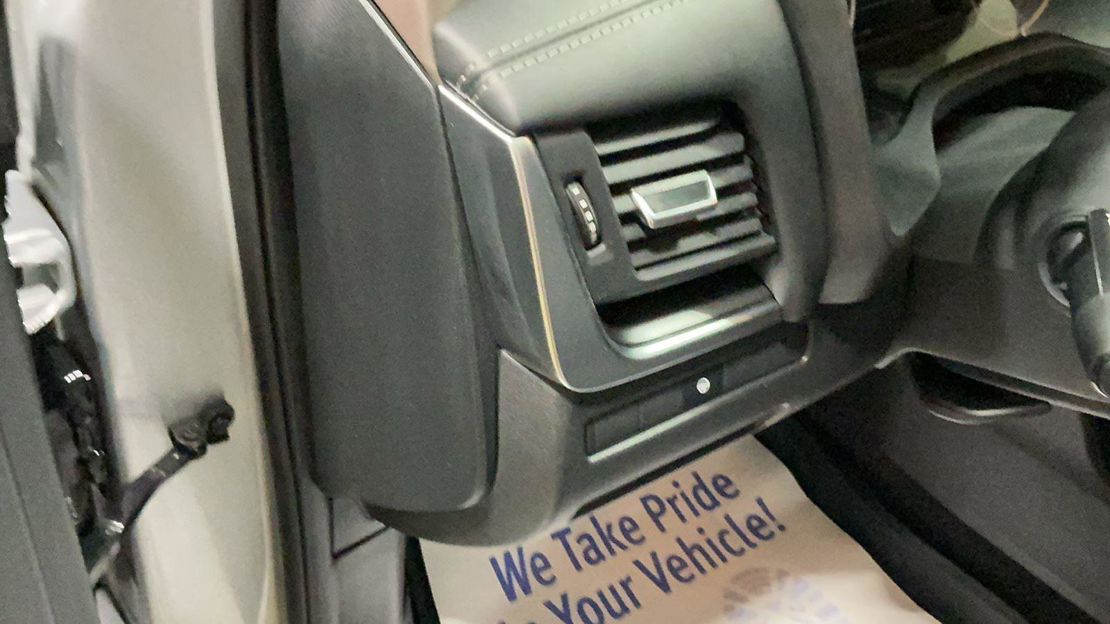 Used 2023 Nissan Rogue SV w/ SV Premium B Package image 16