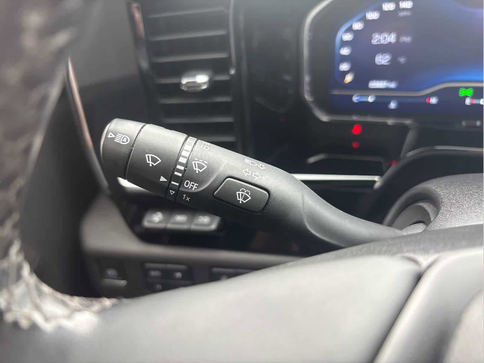 Used 2024 Chevrolet Silverado 2500 High Country w/ High Country Premium Package image 25