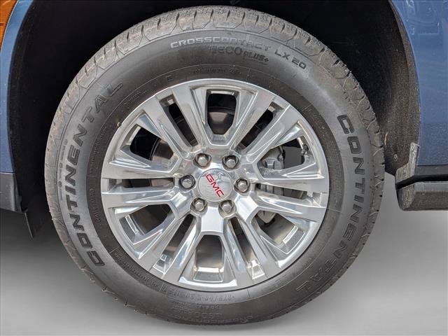 Used 2025 GMC Yukon XL Denali w/ Sun & Power Step Package AWD/4WD image 18