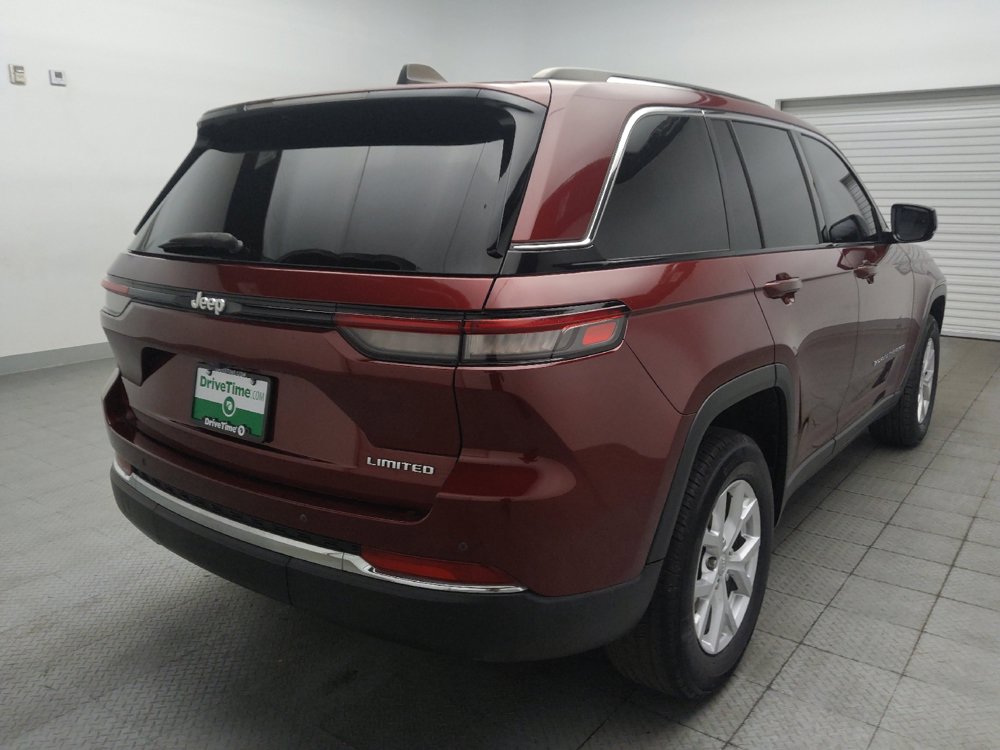 Used 2023 Jeep Grand Cherokee Limited RWD image 9