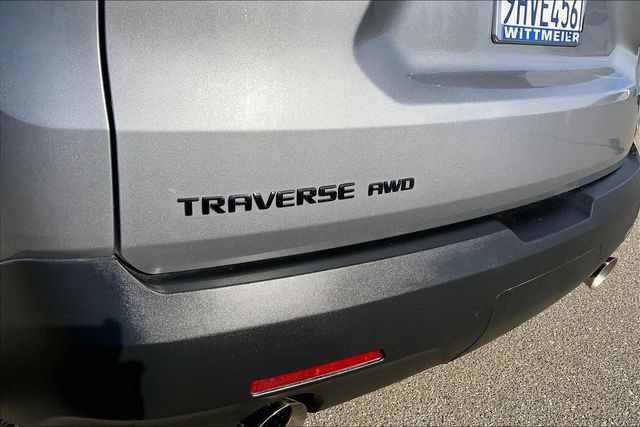 Used 2023 Chevrolet Traverse RS AWD/4WD image 8