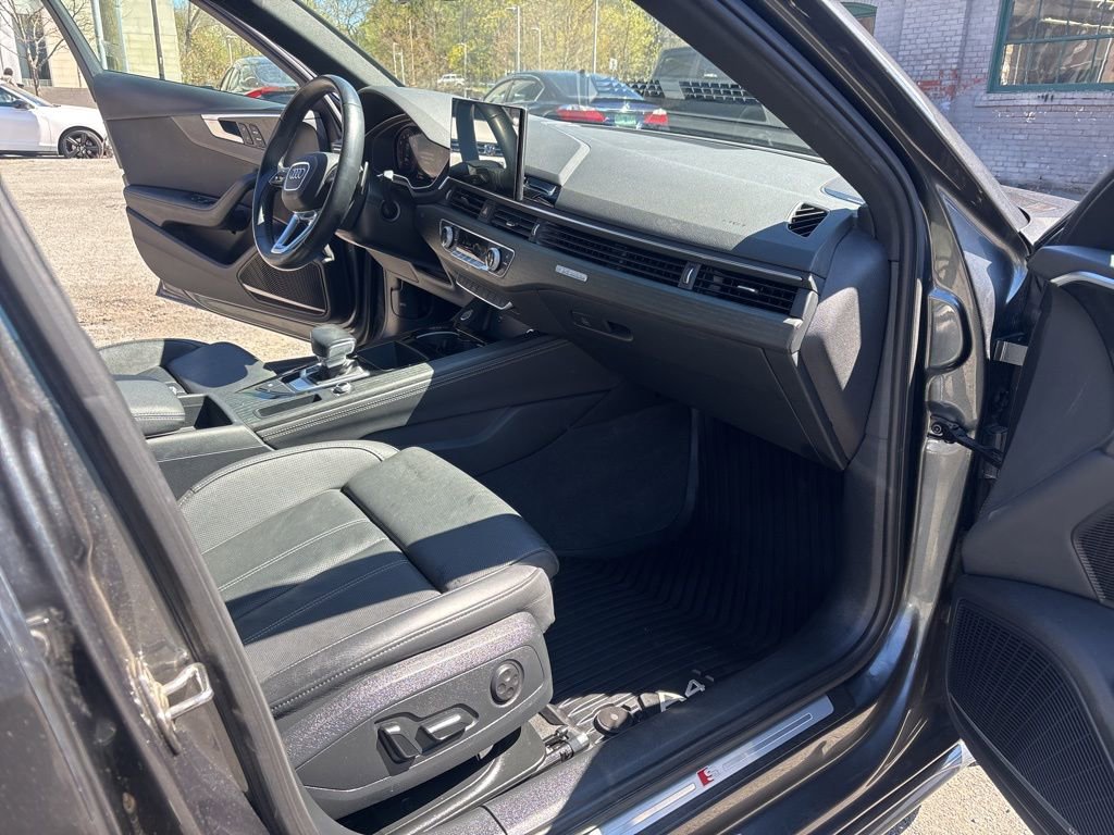 Used 2021 Audi A4 2.0T Premium Plus AWD/4WD image 9