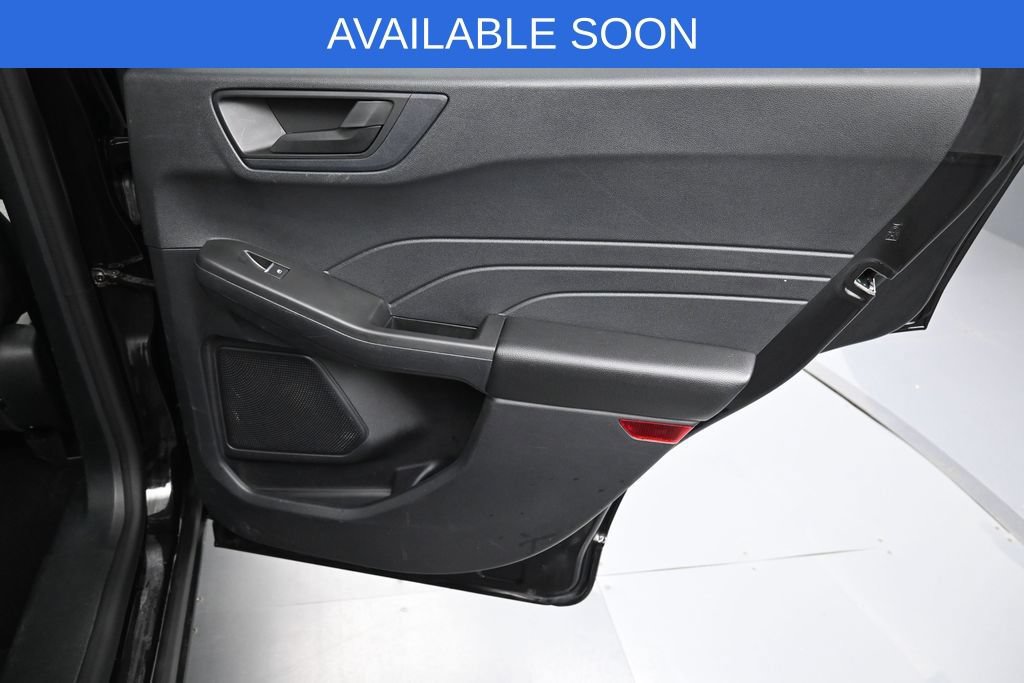 Used 2022 Ford Escape SE w/ SE Sport Appearance Package AWD/4WD image 31