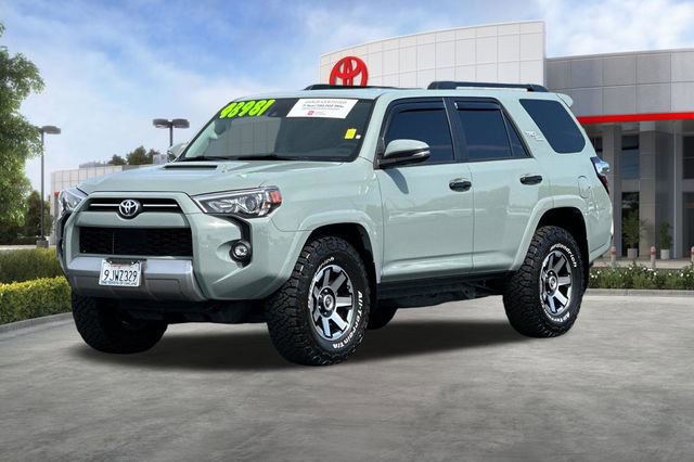 Used 2023 Toyota 4Runner TRD Off-Road Premium w/ Moonroof Package AWD/4WD image 10