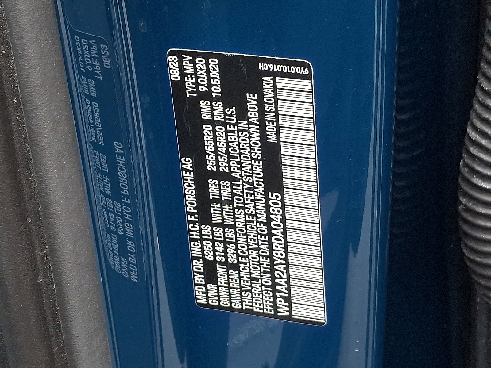 Used 2024 Porsche Cayenne image 27