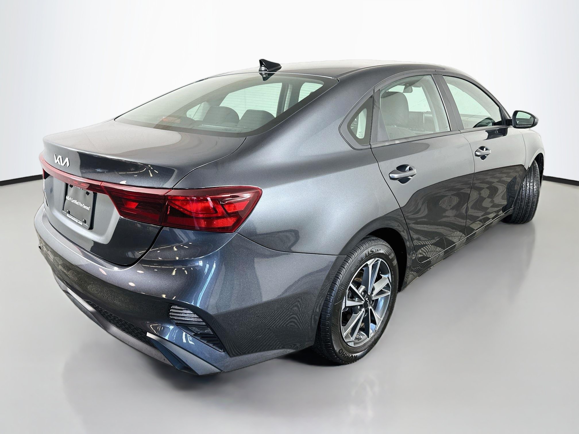 Certified 2024 Kia Forte LXS FWD image 7