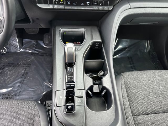 Certified 2023 Toyota Crown XLE image 26