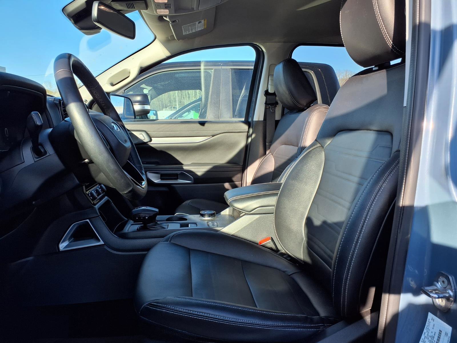 Used 2024 Ford Ranger Lariat w/ Trailer Tow Package image 6