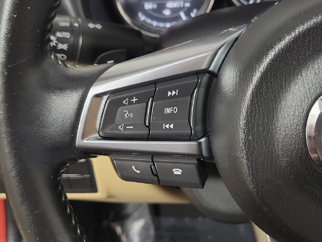 Used 2020 MAZDA MX-5 Miata RF Grand Touring RWD image 22