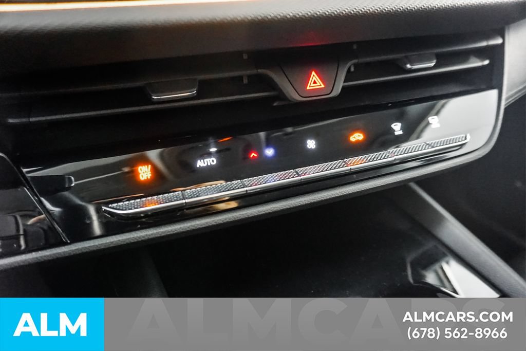 Used 2024 Buick Envision Preferred AWD/4WD image 40