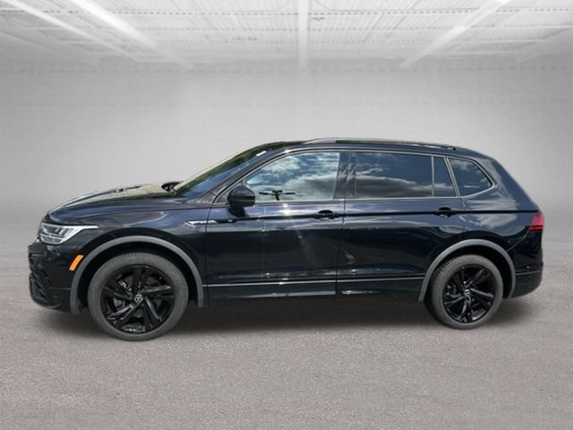 Used 2023 Volkswagen Tiguan SE R-Line AWD/4WD image 6
