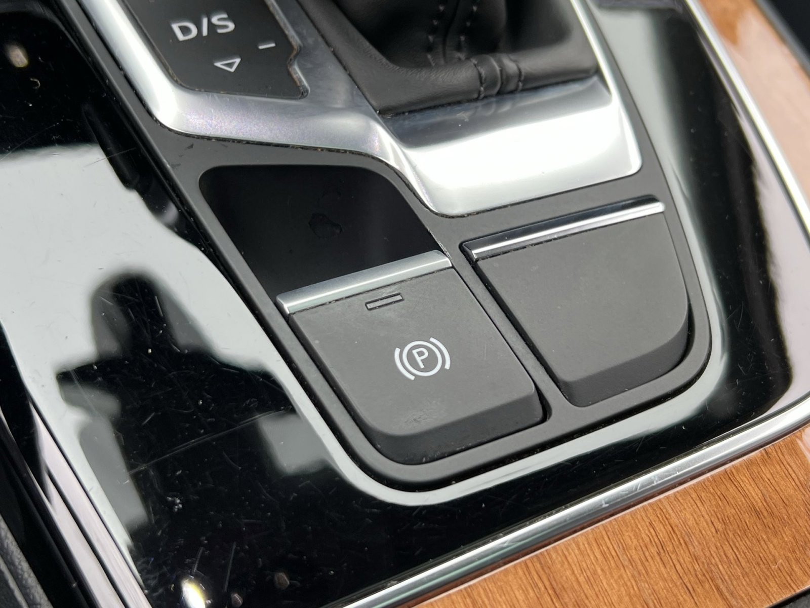 Used 2023 Audi Q5 2.0T Premium w/ Convenience Package image 33