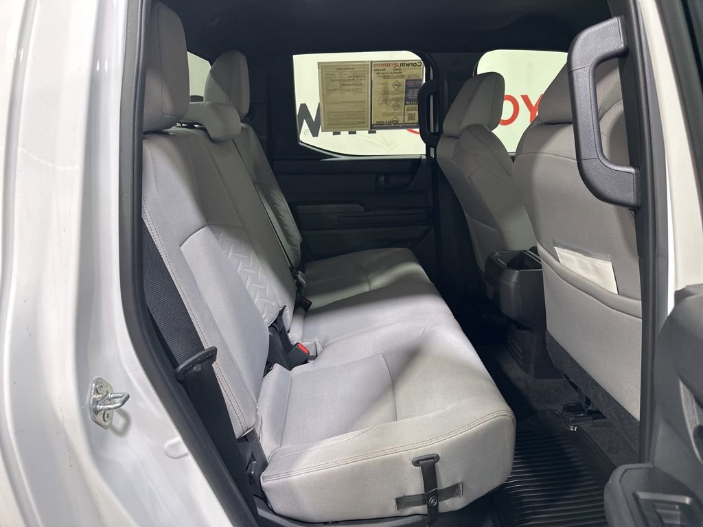 Used 2024 Toyota Tacoma SR5 AWD/4WD image 15