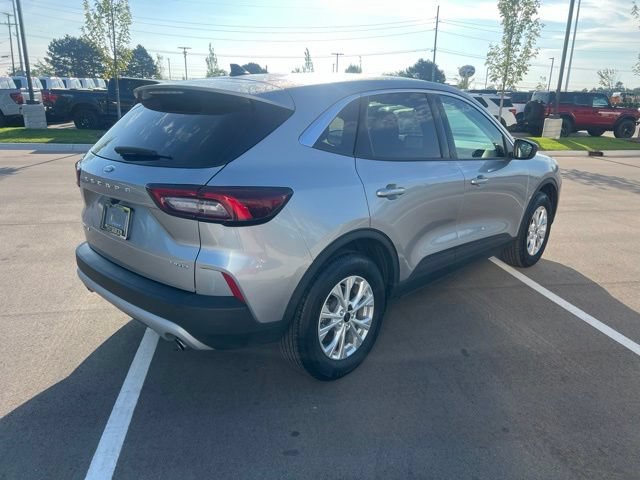 Used 2024 Ford Escape Active AWD/4WD image 5