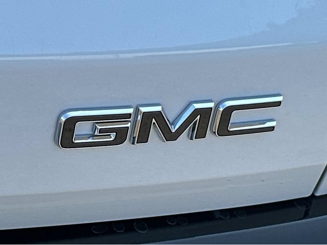 New 2026 GMC Acadia Denali Ultimate w/ LPO, Floor Liner Package AWD/4WD image 9