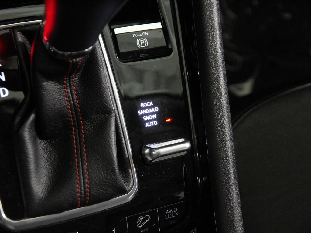 Used 2022 Jeep Compass Trailhawk w/ Trailhawk Convenience Group image 14