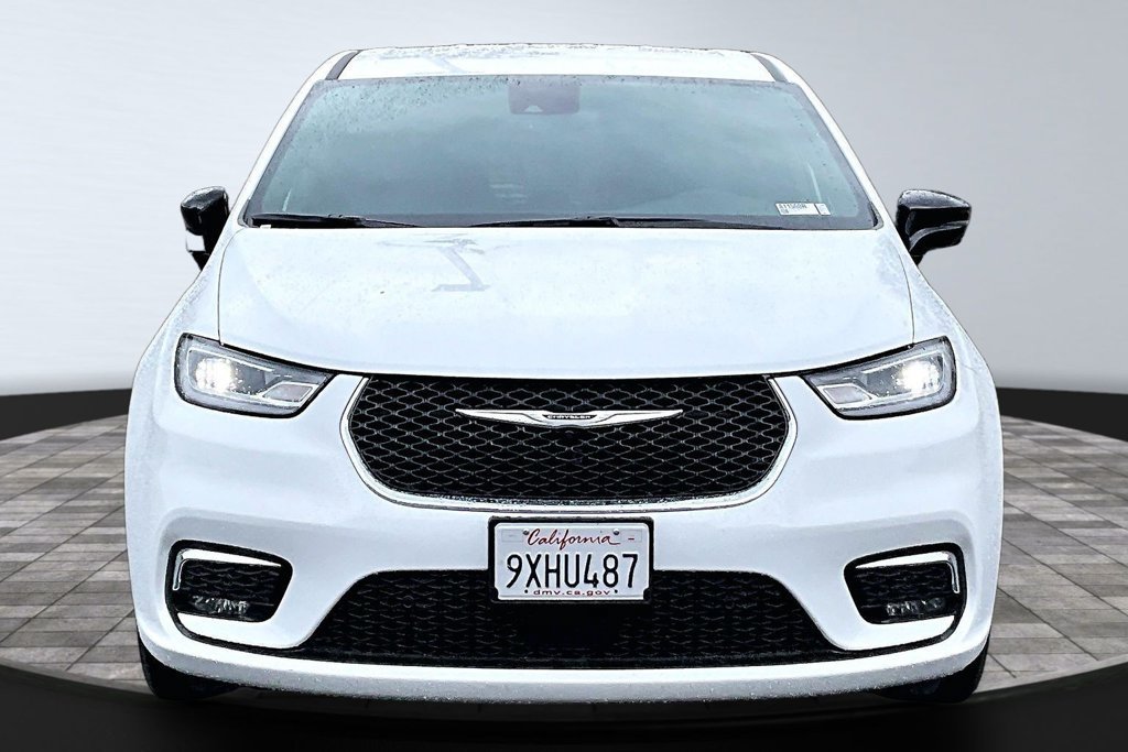 Used 2026 Chrysler Pacifica Select FWD image 28