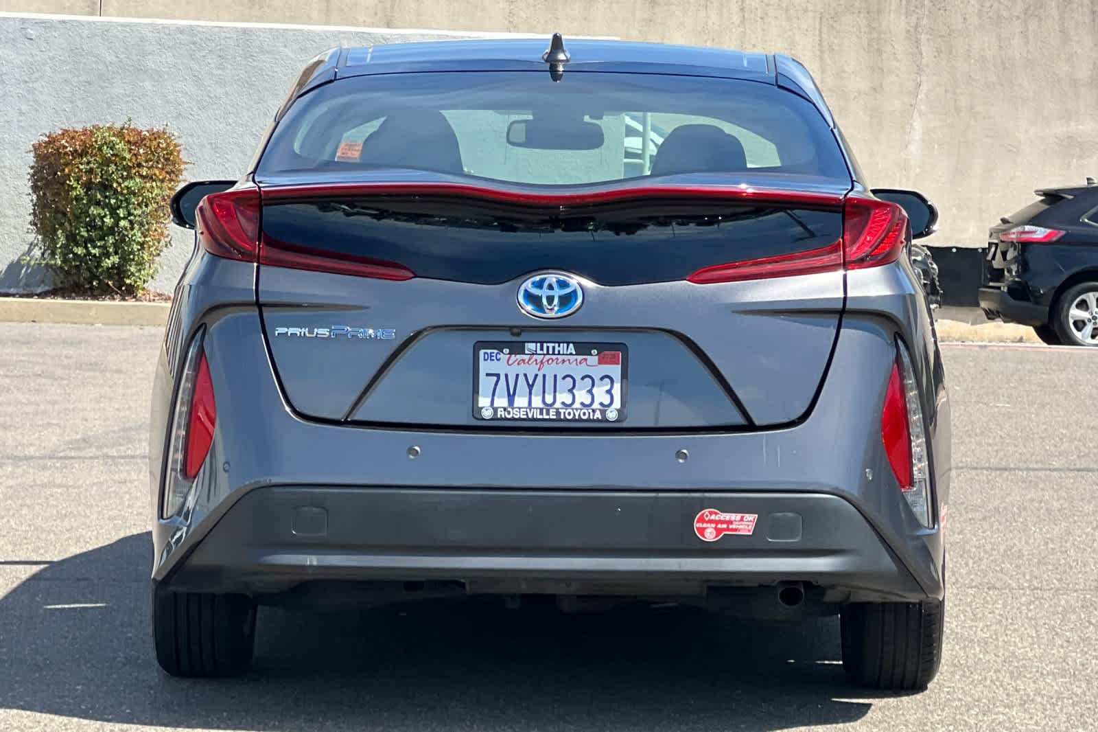 Certified 2017 Toyota Prius Prime Advanced FWD image 8