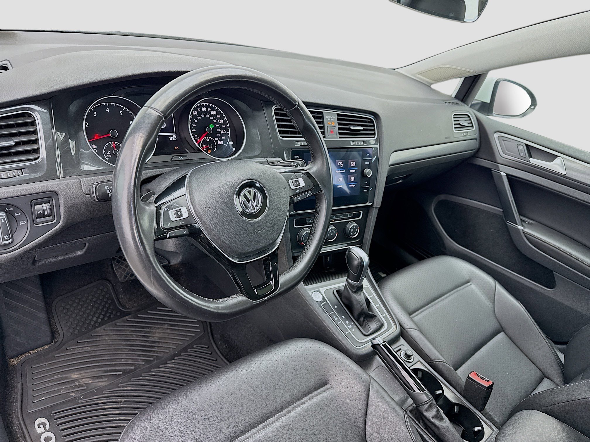 Used 2019 Volkswagen Golf SE w/ Driver Assistance Package image 7