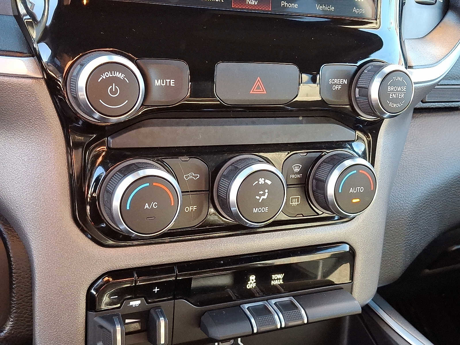 Used 2022 RAM 1500 Big Horn image 15