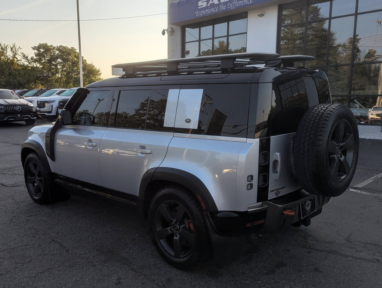 Used 2020 Land Rover Defender 110 X image 10