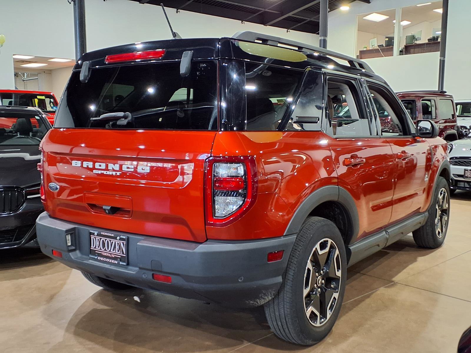 Used 2022 Ford Bronco Sport Outer Banks w/ Tech Package image 6