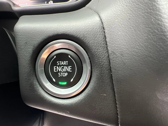 Used 2023 GMC Yukon SLT w/ SLT Luxury Package AWD/4WD image 36