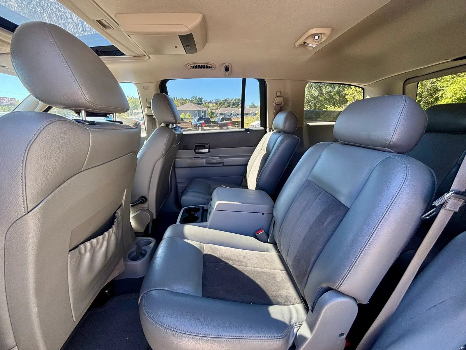 Used 2008 Dodge Durango Limited w/ Technology Group III AWD/4WD image 14