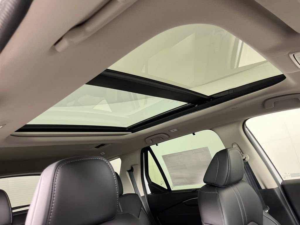 New 2026 Honda Pilot Touring image 6