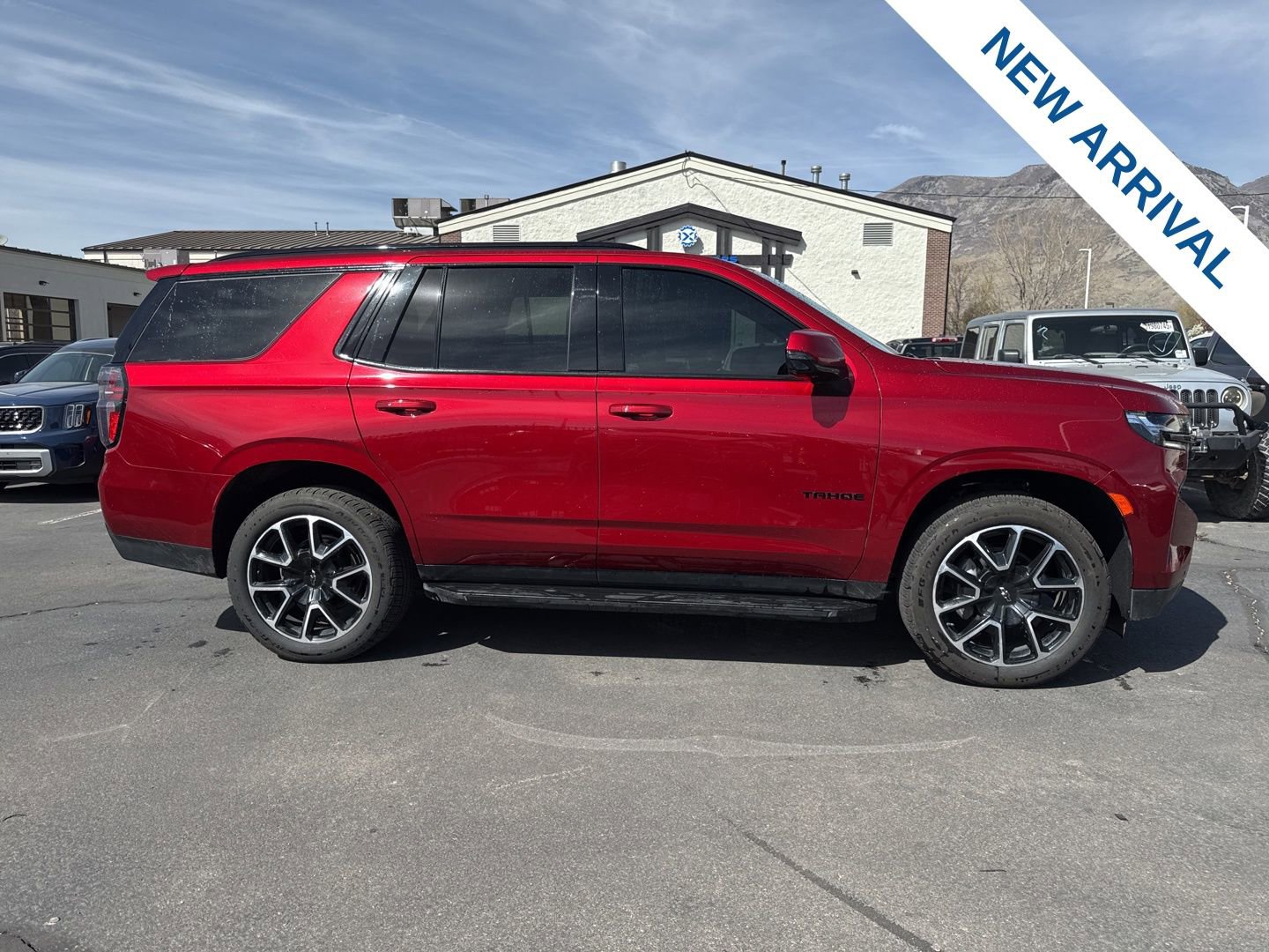 Used 2022 Chevrolet Tahoe RST w/ Luxury Package image 8
